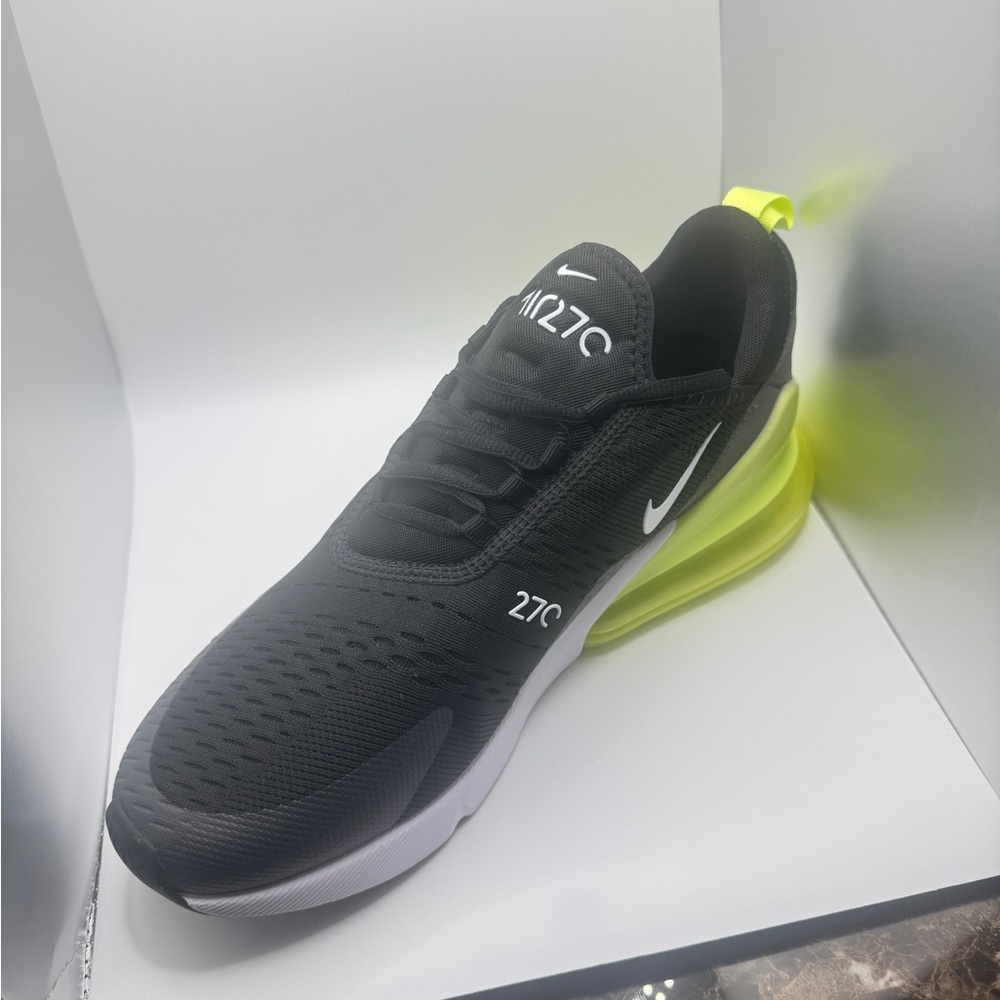 Nike Black and Yellow Sneakers - Picture 3 of 5